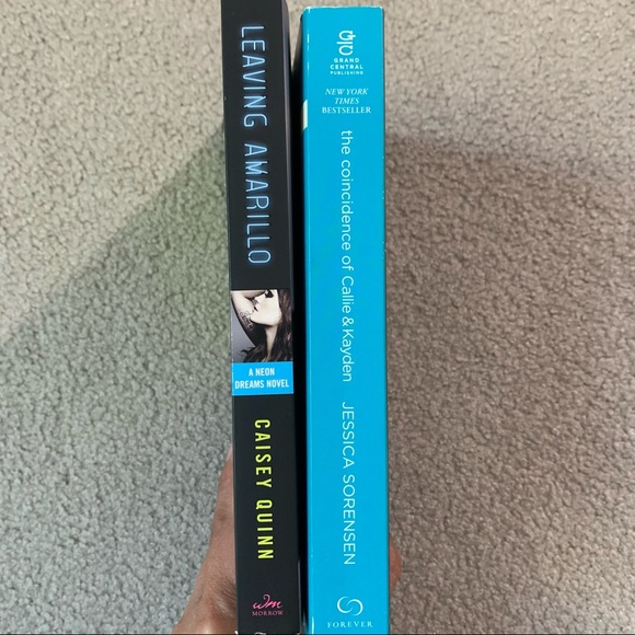 2📚Leaving Amarillo/Coincidence of Callie & Kayden - Picture 3 of 8